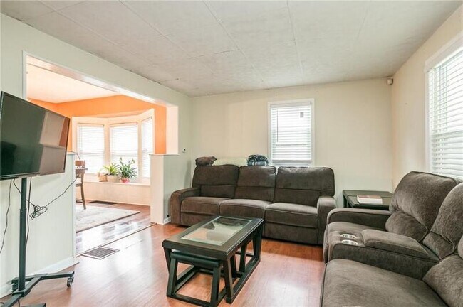 Photo - 223 Lincoln Ave