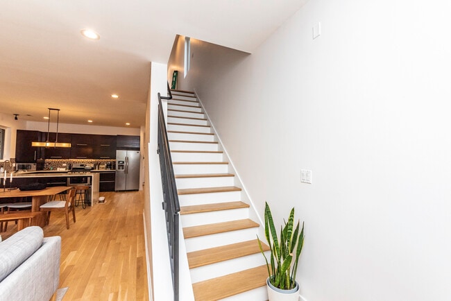 Photo - 1916 N Kedzie Ave Unit 2F