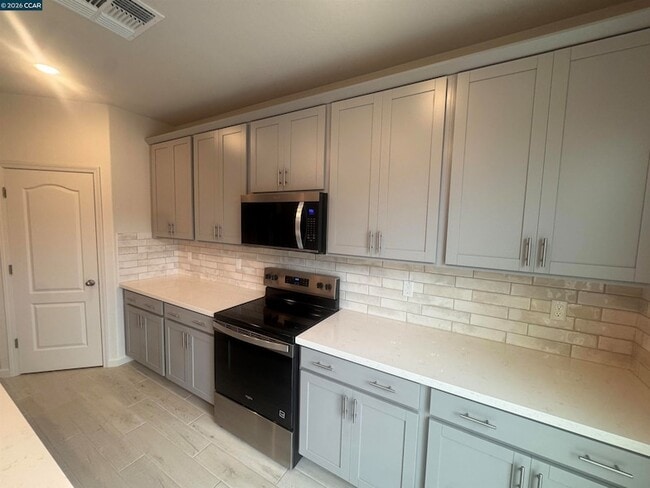 Photo - 4202 Markovich Ct