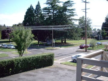 Photo - 182 NE Jackson St