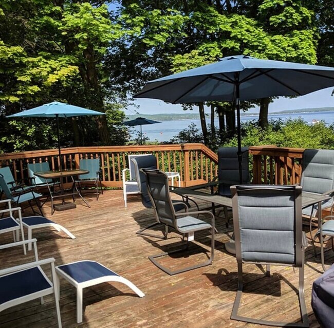 Photo - 855 E Front St Unidad Beach house on west bay