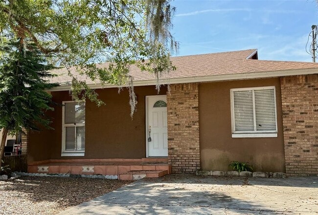 Photo - 908 Tucker Ave