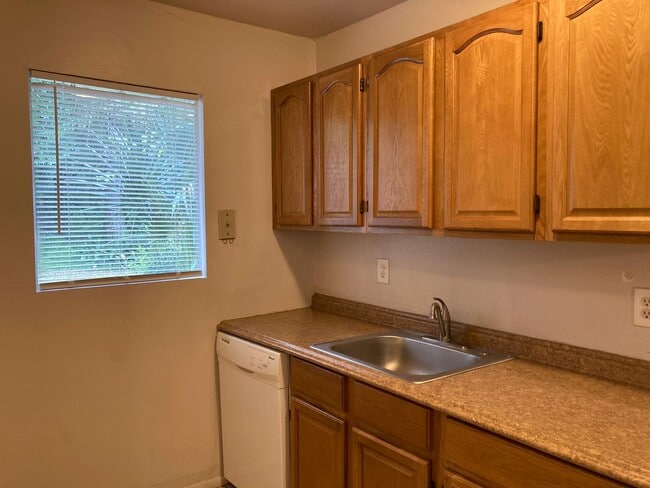 Photo - 609 SW 75th St Unidad 102