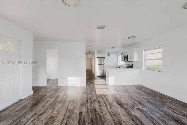 Photo - 4338 NW 24th Ave