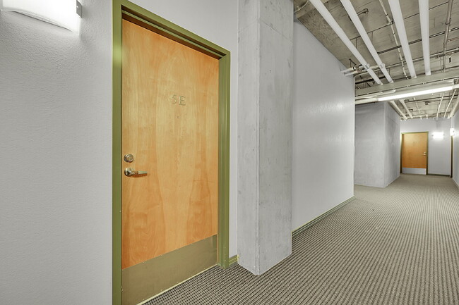Photo - $2,445.00, 1 bed, 1.5. bath located in Denver Unit 5E