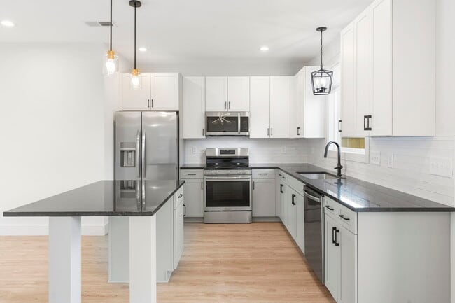 Photo - Medford Mews, Carriage House 321
