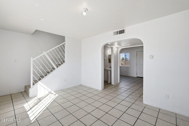 Photo - 13113 Violeta Ln