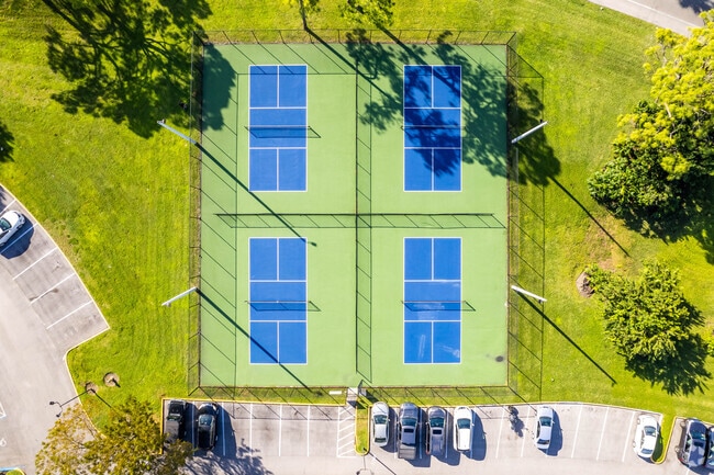 Pickle Ball Courts - Tivoli Park Rental