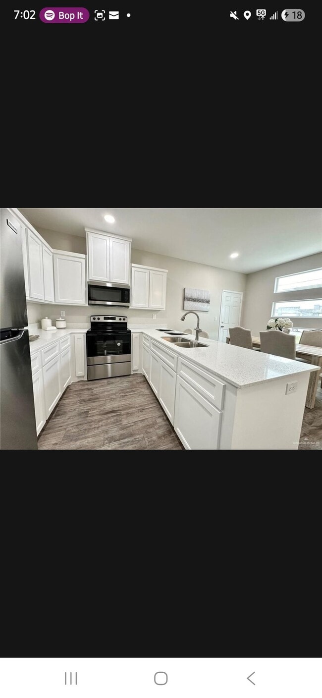 Photo - 425 E Acacia Ave Unidad 425 east acacia  1