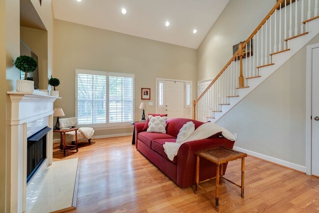 Photo - 1870 Brentwood Pointe