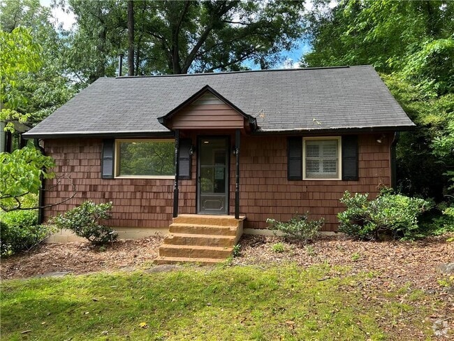 Building Photo - 20 Spruell Springs Rd Rental