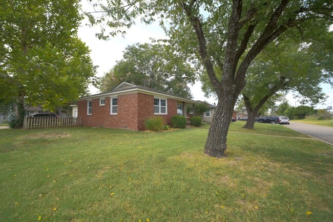 Photo - 10 S 106th E Pl