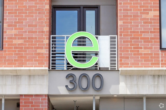 E300