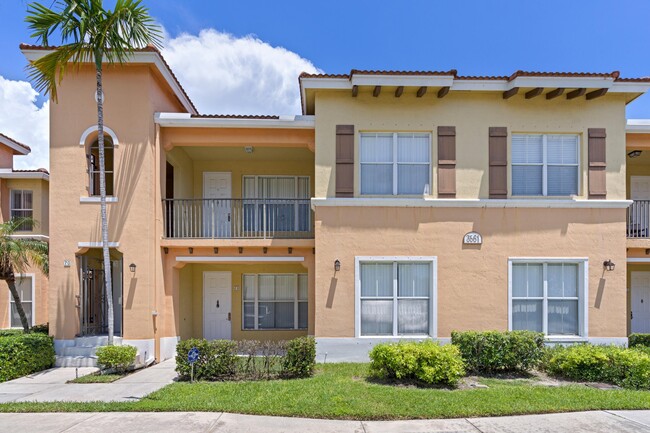 Photo - 3561 Forest Hill Blvd Unidad 69 Rental