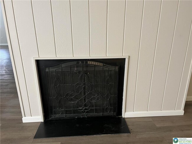 Photo - 328 Carver Dr