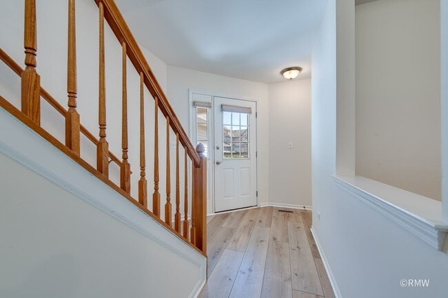 Photo - 1788 Grove Ave