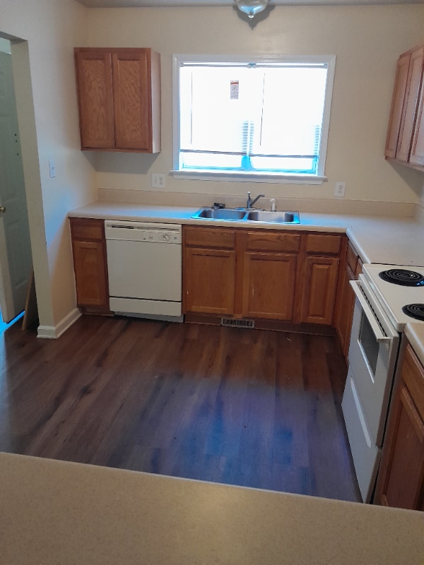 Photo - 2820 Ashe St