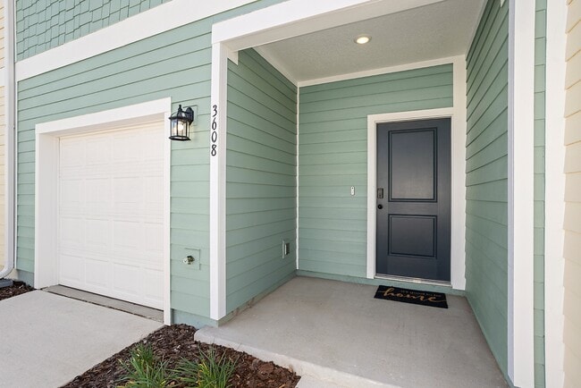 Photo - Coral Palms at Oakleaf