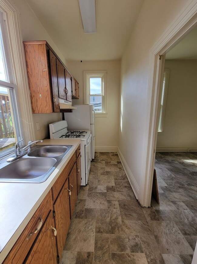Photo - 252 Lincoln Way W Unit Apt. 2