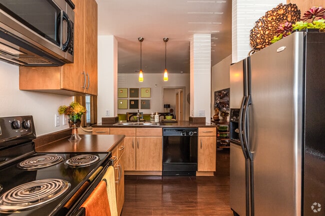 2BR, 2BA - 1150SF "Prescott" Kitchen