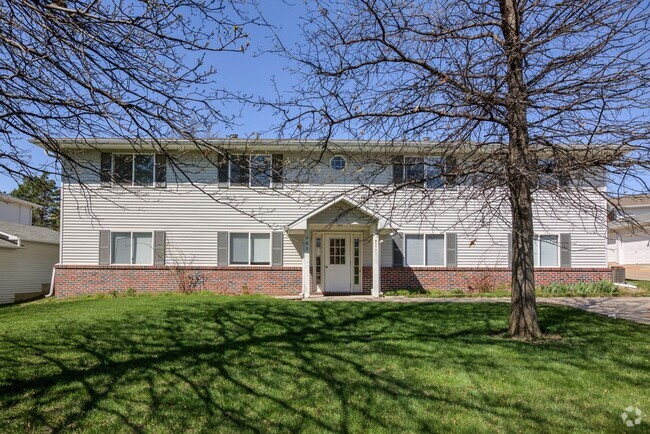 Building Photo - Discover Your Perfect Retreat at Gretna Oaks Unit 502-05 Rental