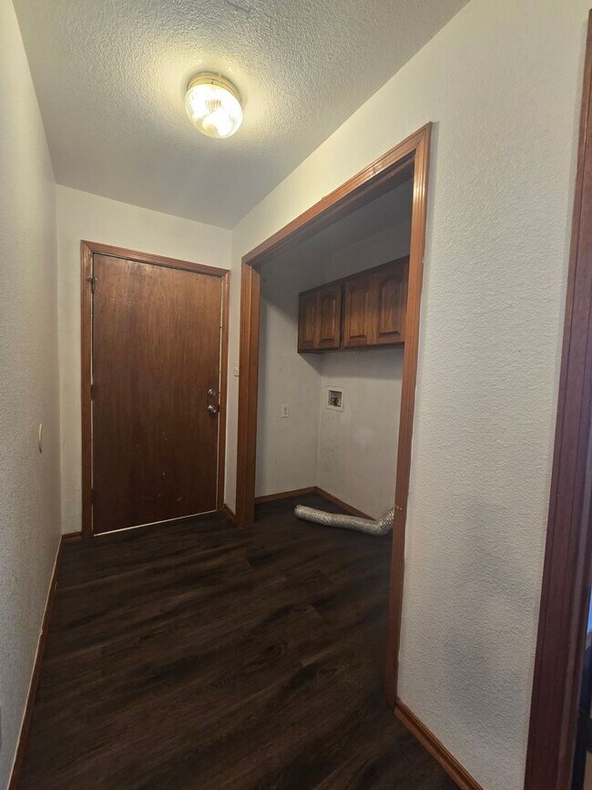 Photo - 3 Bed 2 Bath at Shawnee