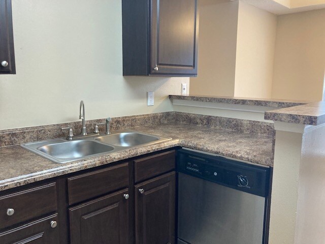 Photo - MAA Riverchase