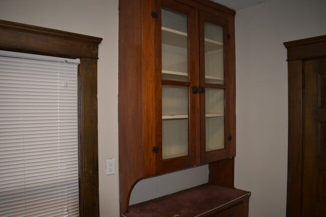 Photo - 1309 Middle Ave Unit Up