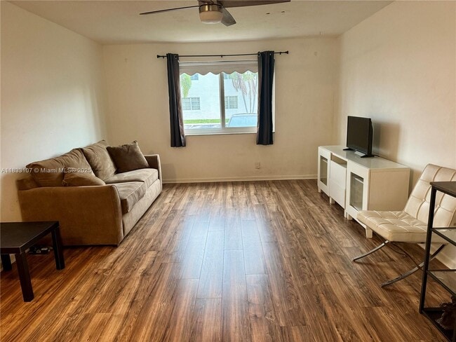 Photo - 1821 NE 62nd St Condo Unit 405