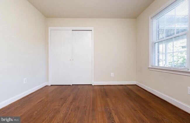 Photo - 10106 Phoebe Ln