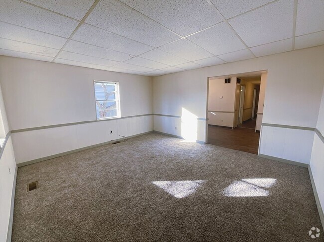 Building Photo - LEASING Rental