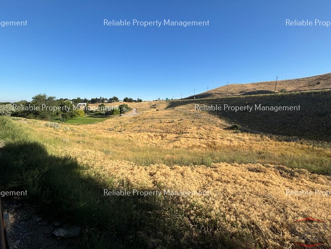 Photo - 1666 Ammon St