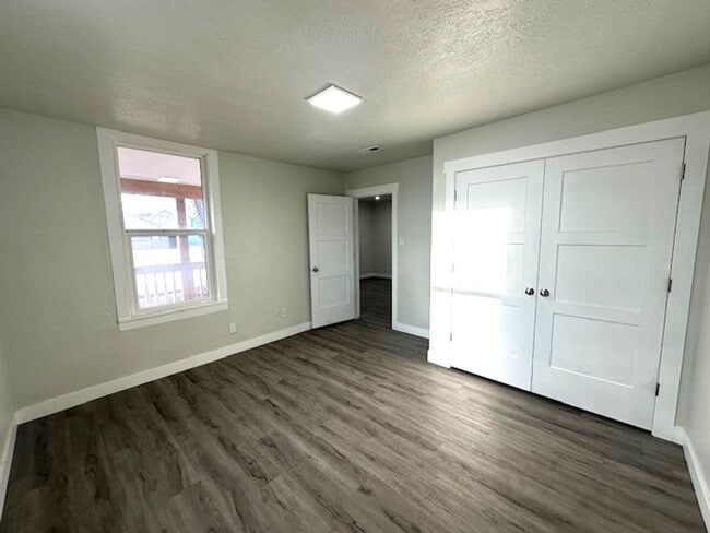 Photo - 904 Silver St Unidad 904.5