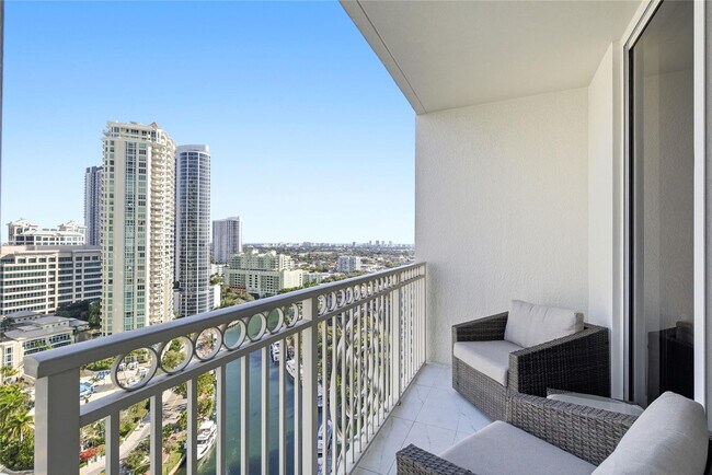 511 SE 5 Ave Unit 2122