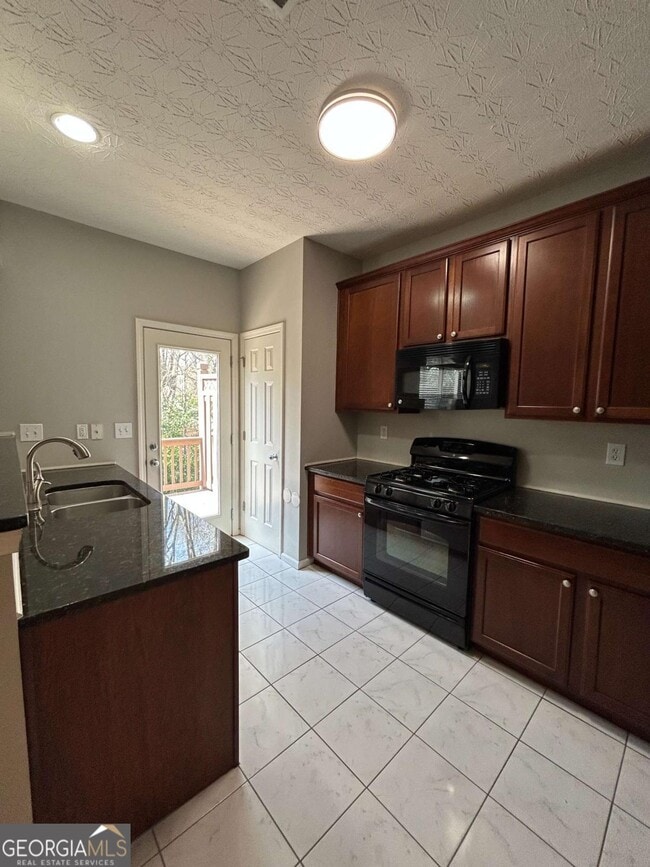 Photo - 607 Pecan Knoll Dr