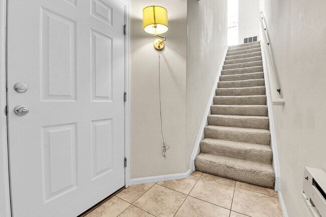 Photo - $2,300.00 - 2 Beds, 2 Baths, Condo in Litt... Unit R