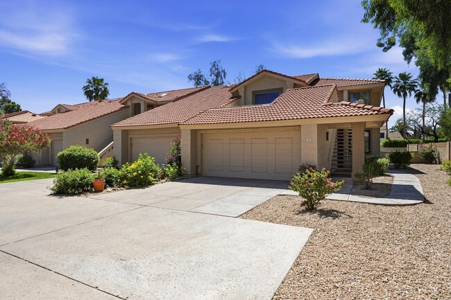 Building Photo - 11515 N 91st St