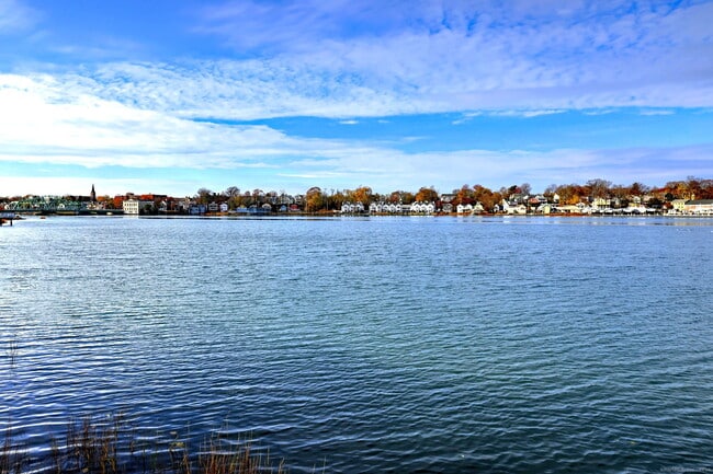 Photo - 800 Quinnipiac Ave