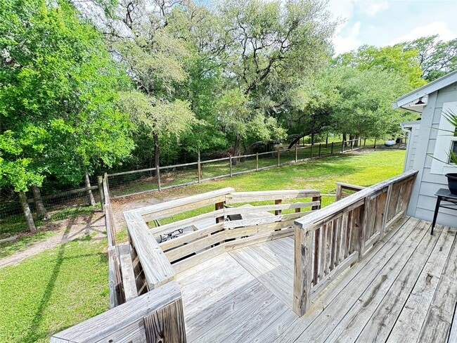 Photo - 879 Christmas Rd