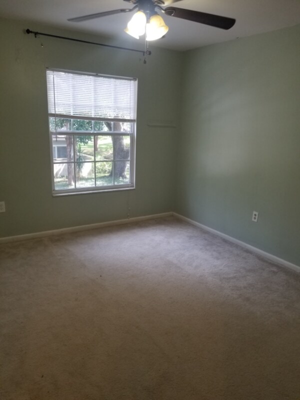 Photo - 6213 Dewdrop Way