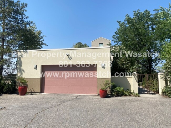 Building Photo - Check out This Stunning 3 Bedroom 2.5 Bath... Rental