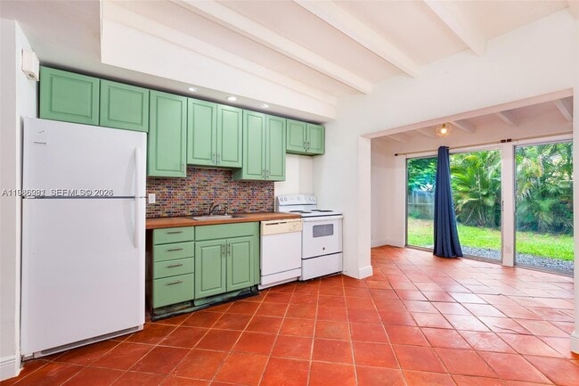 Photo - 1716 SW 12th Ct