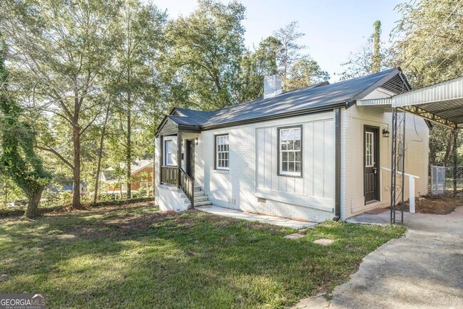 Photo - 1930 Northbrook Ave