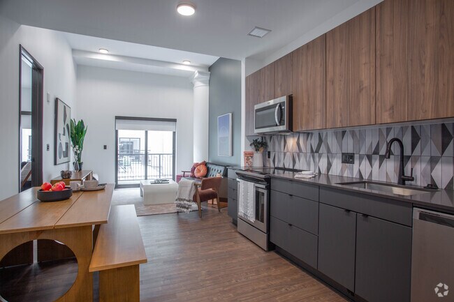 1BD, 1BA - 663SF