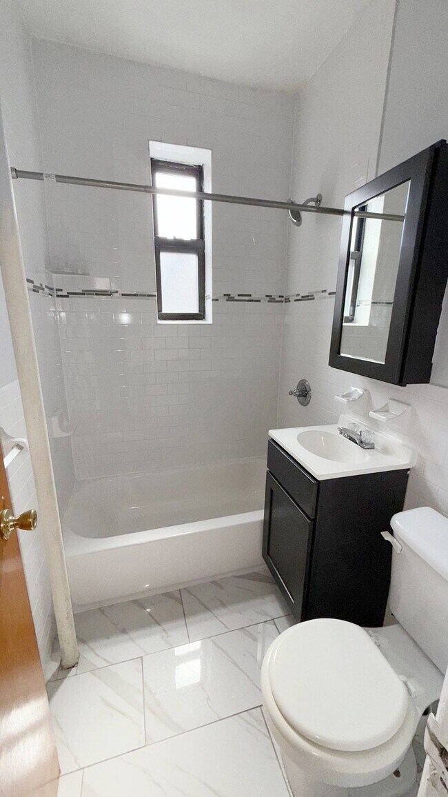 Photo - The Sophia Tudor Apartments