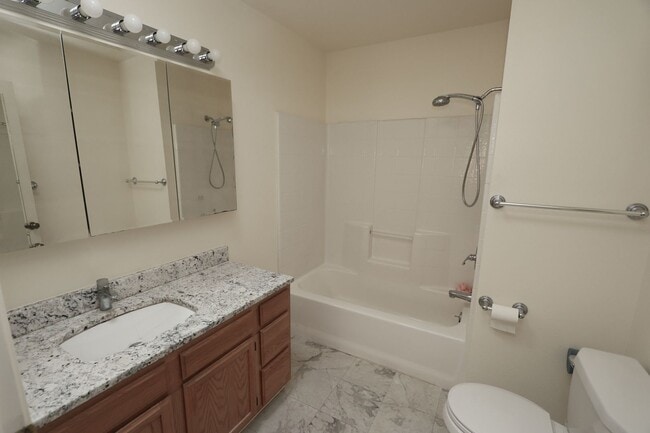 Beautiful updated pet-friendly condo in the Lewiston Orchards - Beautiful updated pet-friendly condo in the Lewiston Orchards