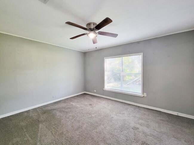 Photo - 2330 Cedar Dr