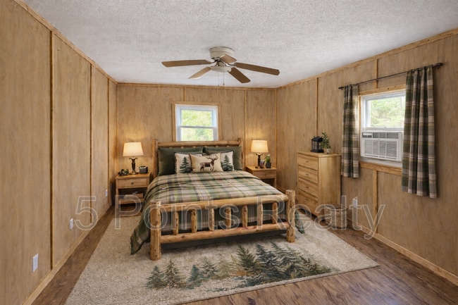 Photo - 7435 Cycle Ln