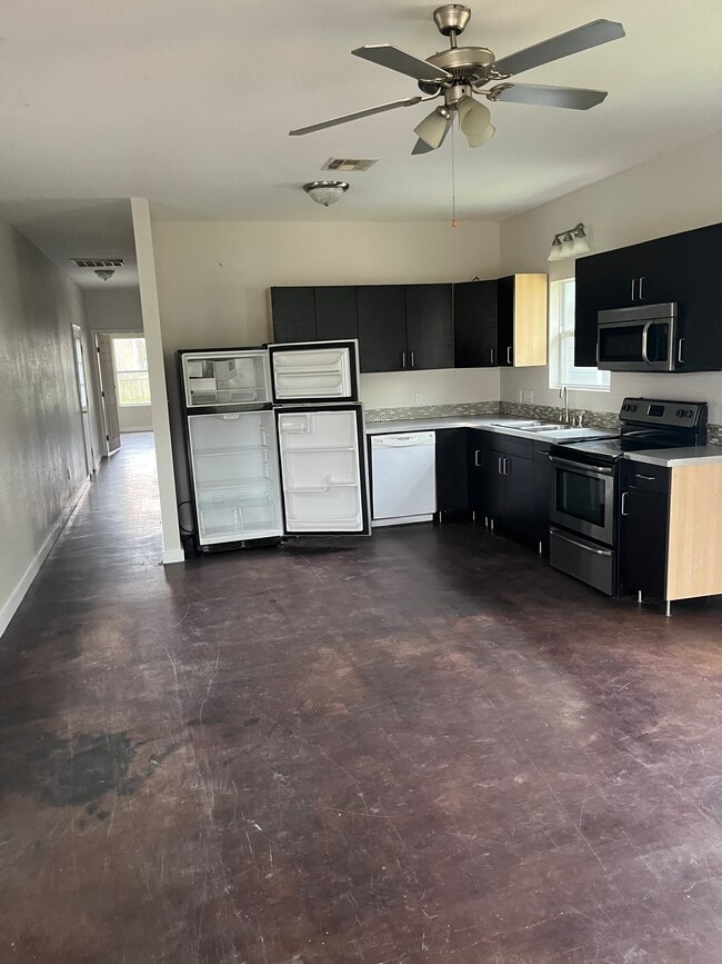 Photo - 1106 Jones St