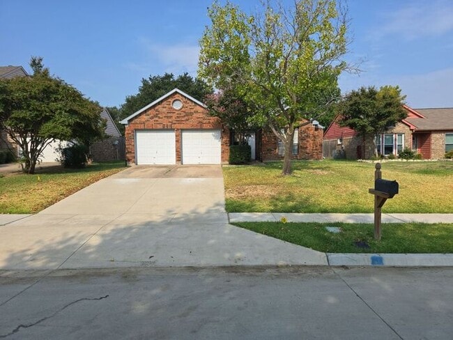 Building Photo - 5125 Colonial Dr Rental